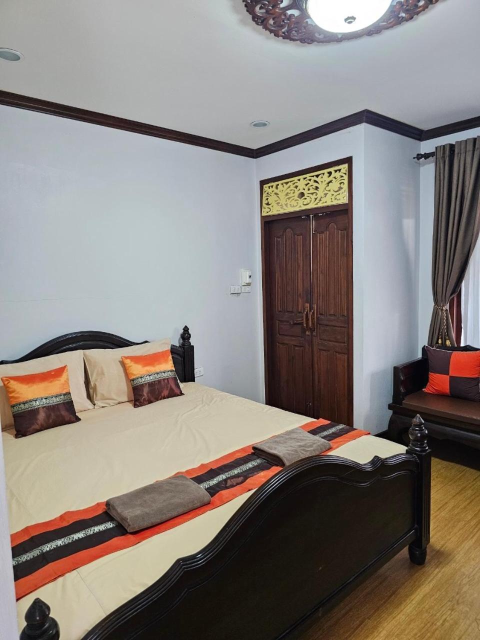 Banchan Hostel Phra Nakhon Si Ayutthaya Exterior photo