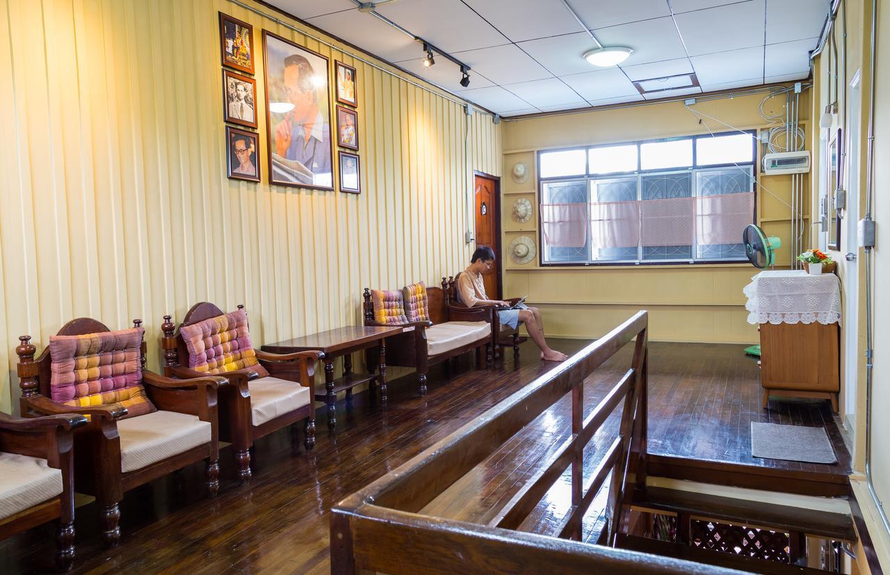 Banchan Hostel Phra Nakhon Si Ayutthaya Exterior photo