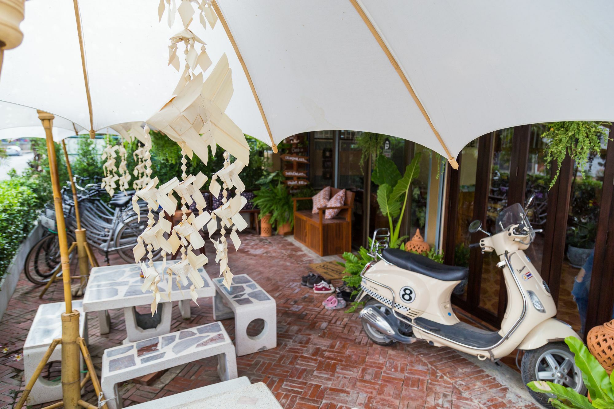 Banchan Hostel Phra Nakhon Si Ayutthaya Exterior photo